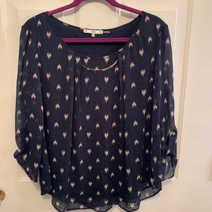 Three quarter sleeve shirt